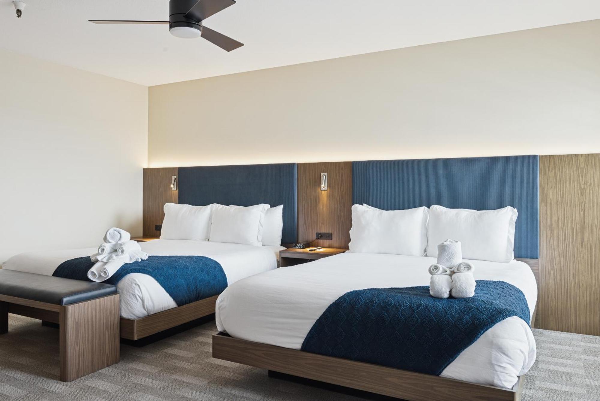 מורו ביי 456 Embarcadero Inn & Suites מראה חיצוני תמונה