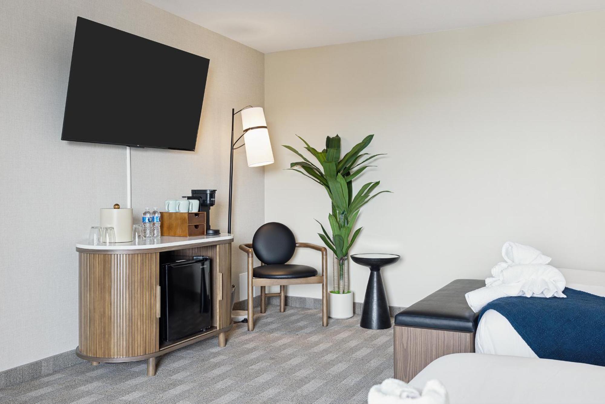 מורו ביי 456 Embarcadero Inn & Suites מראה חיצוני תמונה